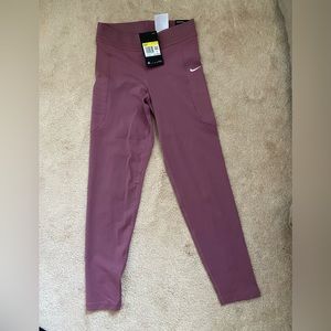 Nike Pro leggings